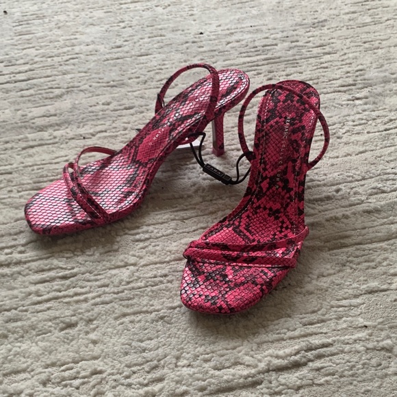 NWT Zara Pink and Black Snakeskin Heels - Picture 2 of 3